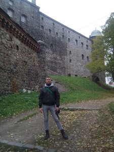 V_castle.jpg